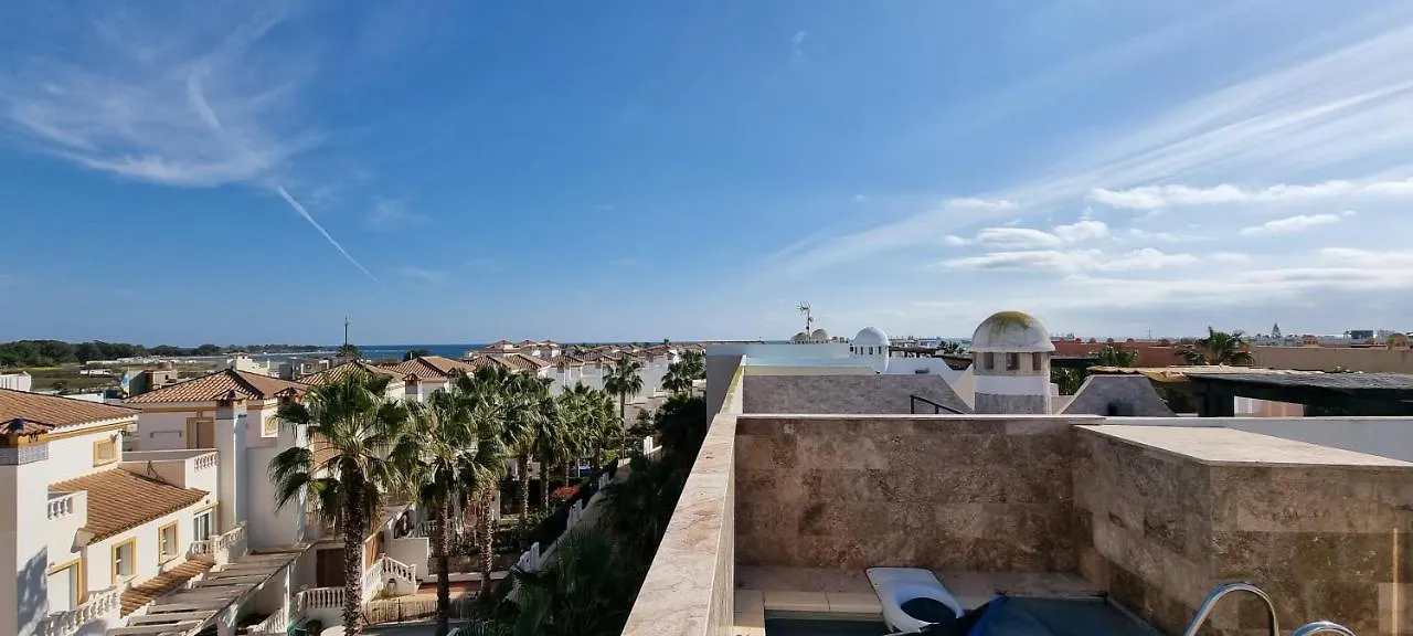 Homes Of Spain, Apartamentos Paraiso, Ed Nuku Hiva, Atico H Con Piscina Privada En Solarium, A Pie De Playa, Wifi Playas de Vera Διαμέρισμα